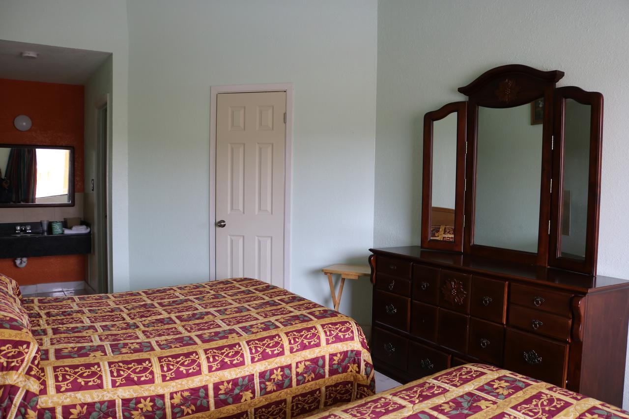 Great Western Inn Πασαντίνα Εξωτερικό φωτογραφία